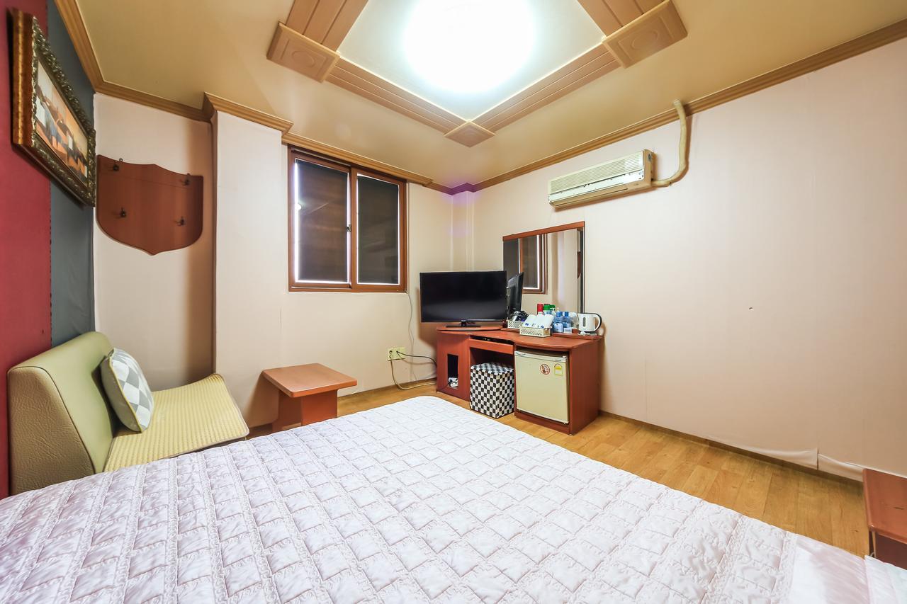 Nampo One Motel Busan Exterior photo