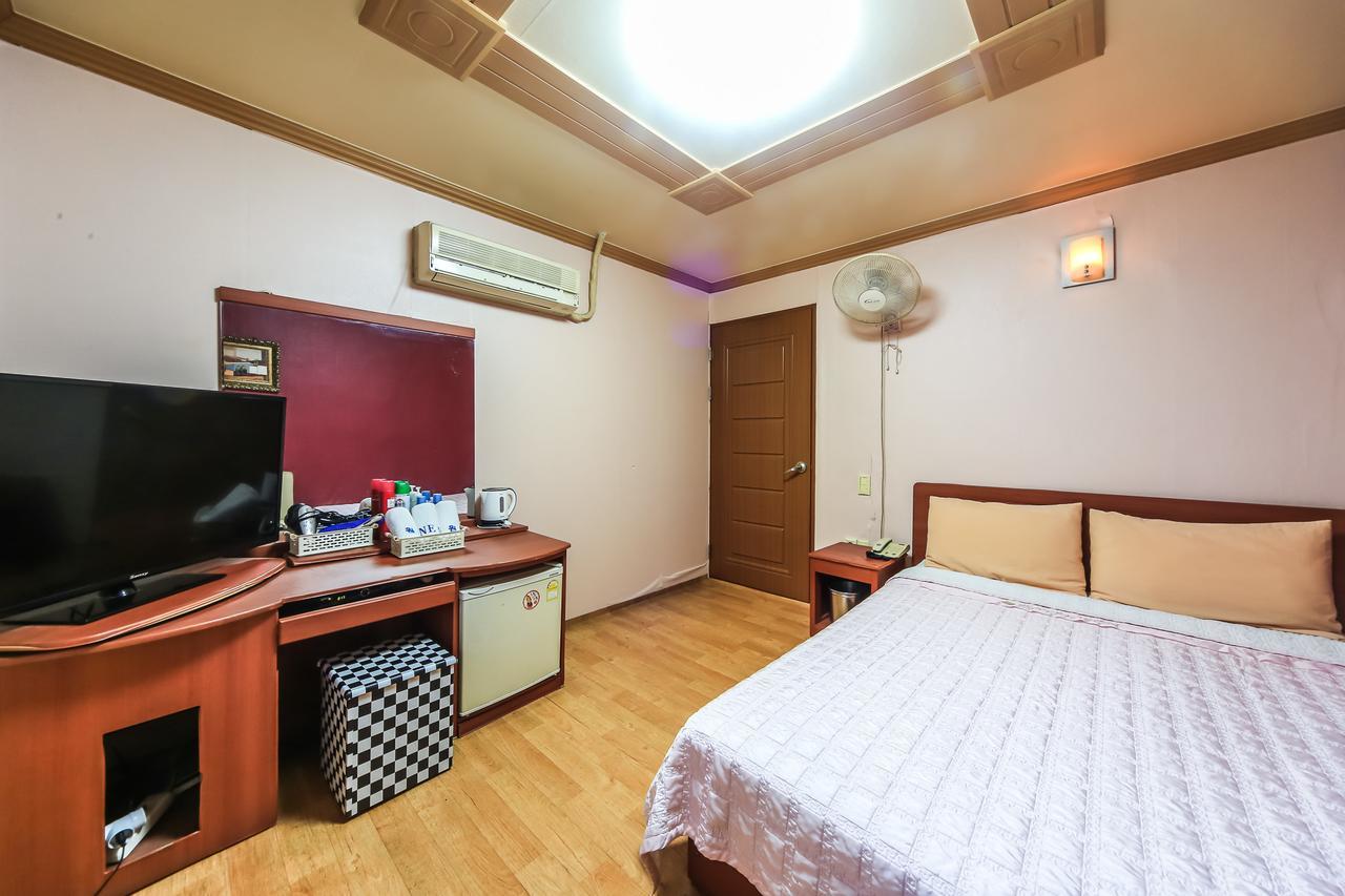 Nampo One Motel Busan Exterior photo