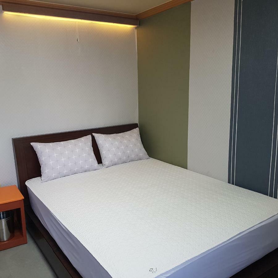 Nampo One Motel Busan Exterior photo
