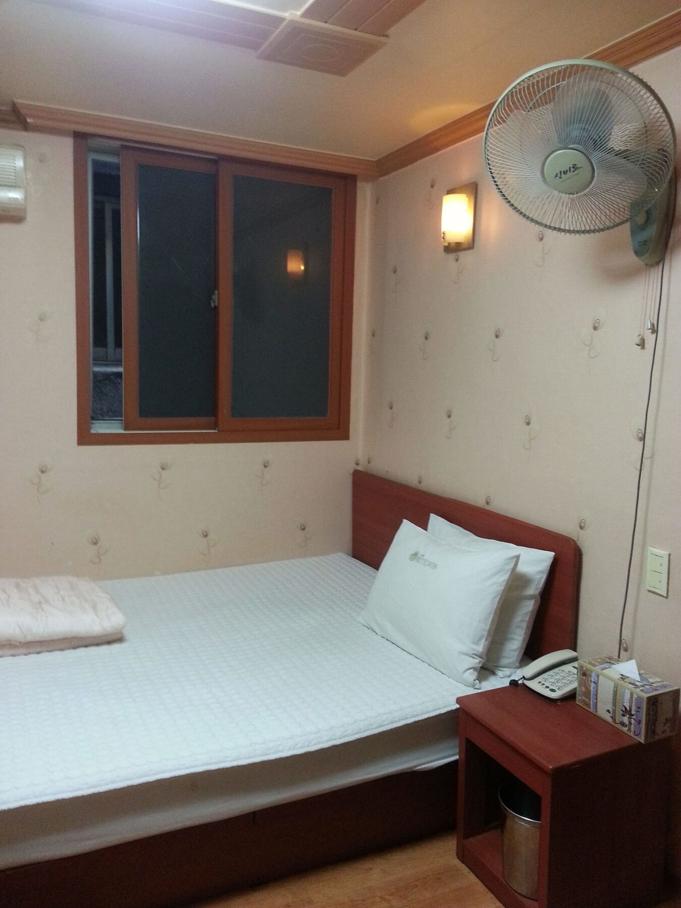 Nampo One Motel Busan Exterior photo